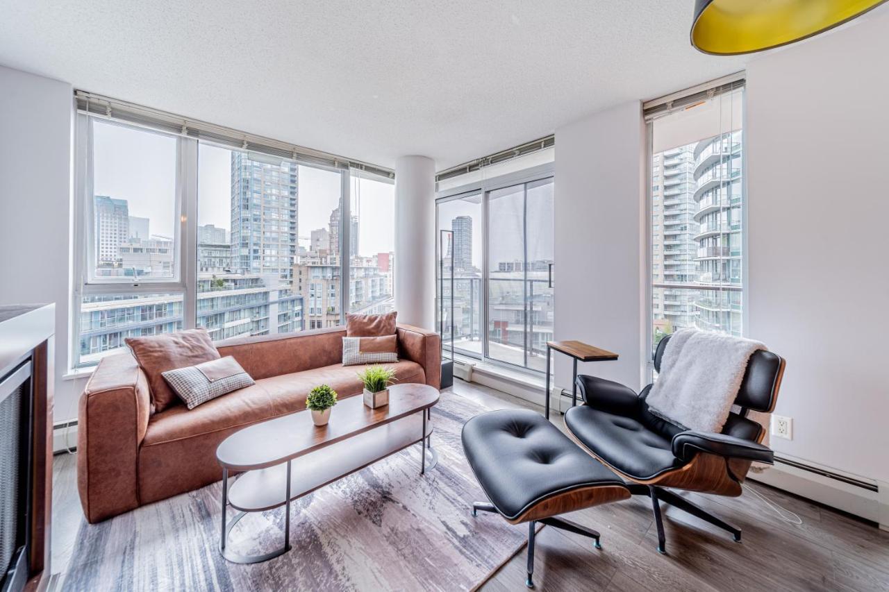 Amazing Views ! Leather Furniture ! Cozy Condo! 밴쿠버 외부 사진